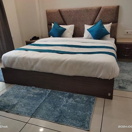The Setu Hotel & Resorts Faridabad Buitenkant foto